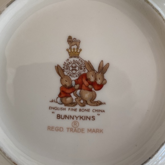 Royal Doulton Bunnykins Child’s Plate & Bowl  Set Bone China - Picture 4 of 6